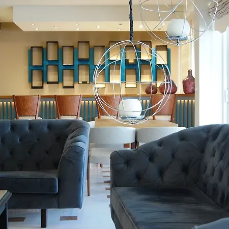 Asteria ホテル トロン